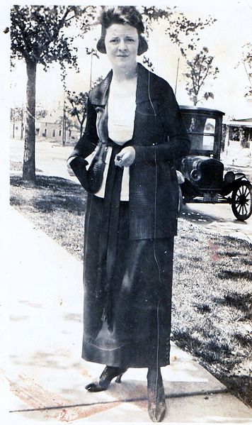 Woman from 1919